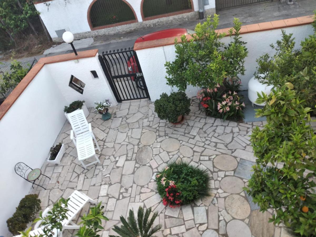 Villa Dafne Fondi Esterno foto
